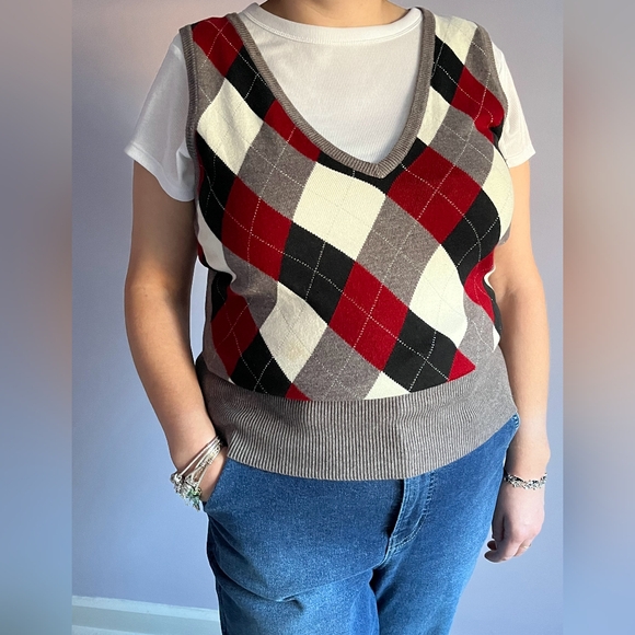 Argyle Vest - Picture 2 of 3